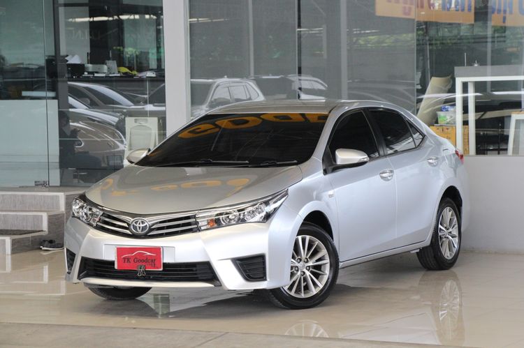 รถ Toyota Altis 1.6 G สี เทา