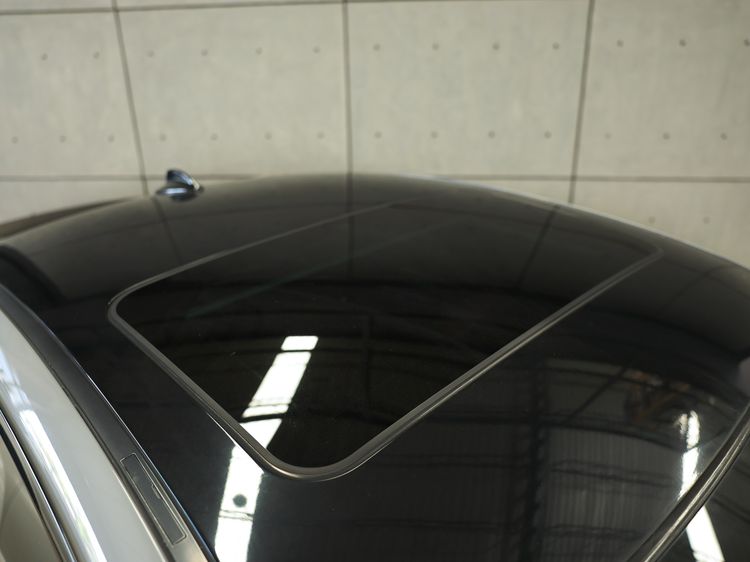 BMW Series 3 2007 325i Sedan เบนซิน ไม่ติดแก๊ส เกียร์อัตโนมัติ เทา รูปที่ 3