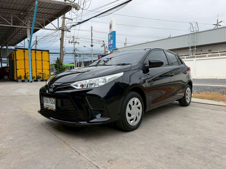 Toyota Yaris 2022 1.2 Entry Sedan เบนซิน ไม่ติดแก๊ส เกียร์อัตโนมัติ ดำ รูปที่ 2