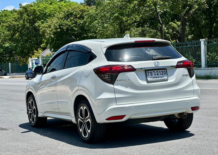 Honda HR-V 2018 1.8 EL Sedan เบนซิน ไม่ติดแก๊ส เกียร์อัตโนมัติ ขาว รูปที่ 4