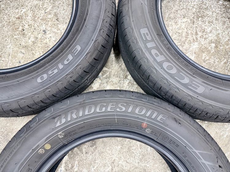 ยางถอดป้ายแดงขอบ 14” ยี่ห้อ BRIDGESTONE รุ่น ECOPIA EP150 ขนาด 175-65R14 ปลายปี 25 ตุ่มหน้ายางยังอยู่