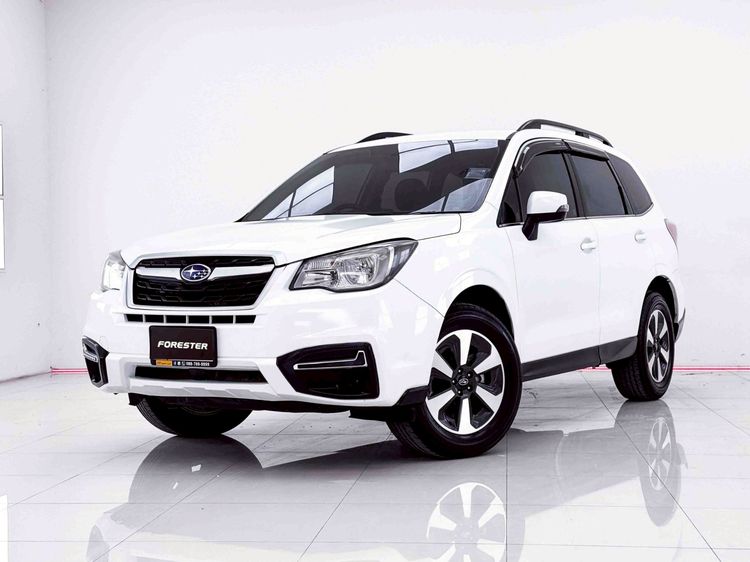 Subaru Forester 2016 2.0 i Utility-car เบนซิน ไม่ติดแก๊ส เกียร์อัตโนมัติ ขาว