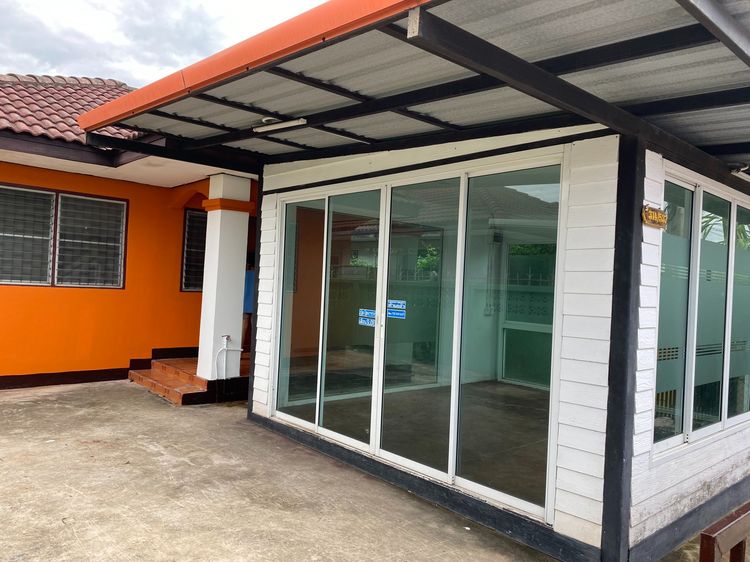 ให้เช่าบ้านเดี่ยว ชั้นเดียว 50 ตร.ว. มบ.มีนบุรีการ์เด้นโฮม 2 ห้องนอน 1 ห้องน้ำ แถมบ้านน็อคดาวน์ 1 หลัง รูปที่ 2