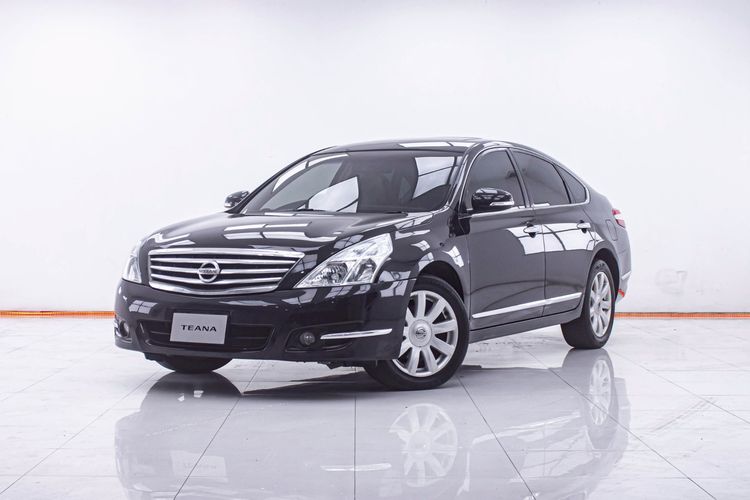 รถ Nissan Teana 2.5 250 XV สี ดำ