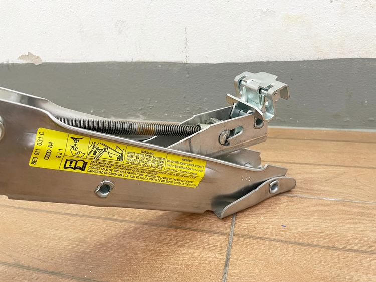 แม่แรงยกรถ (Car Lift Jack) ของแท้จาก Audi รูปที่ 9