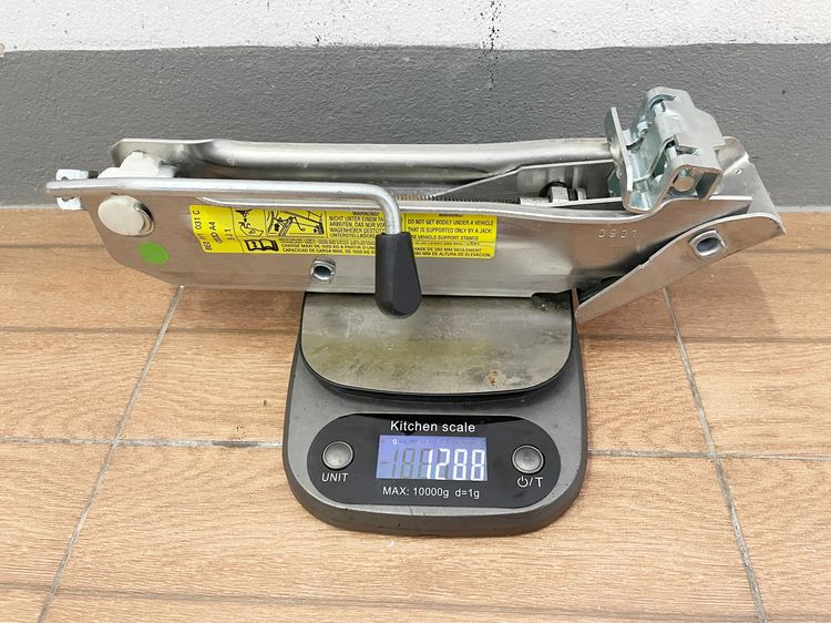 แม่แรงยกรถ (Car Lift Jack) ของแท้จาก Audi รูปที่ 11
