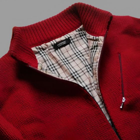 Burberry Black Label 🍒🍒 ​เสื้อไหมพรมซิปหน้า