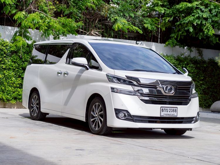 รถ Toyota Vellfire 2.5 V สี ขาว