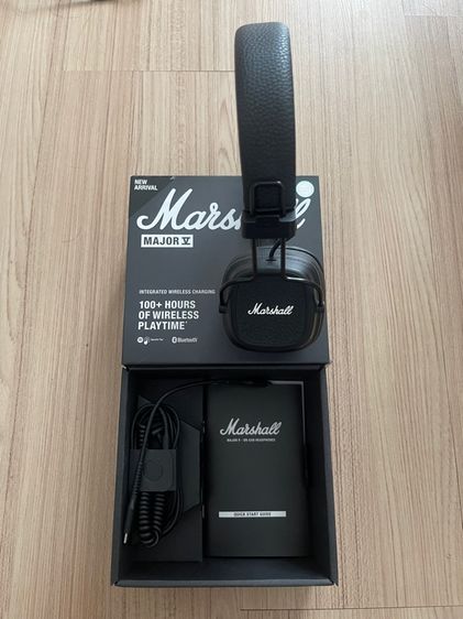 ปล่อยต่อหูฟัง Marshall Major V สีดำ รุ่นใหม่ล่าสุด อุปกรณ์ครบ ไม่ค่อยได้ใช้งาน ประกันเหลือ