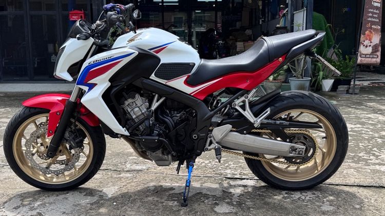 Honda CB650FA ปี2015 สภาพสวยพร้อมใช้งาน รูปที่ 4