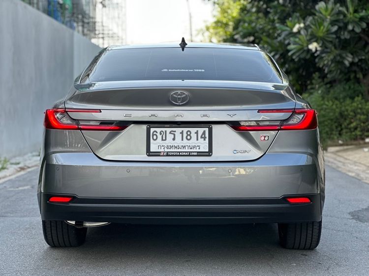 Toyota Camry 2024 2.5 HEV Premium Luxury Sedan ไฮบริด ไม่ติดแก๊ส เกียร์อัตโนมัติ เทา รูปที่ 4