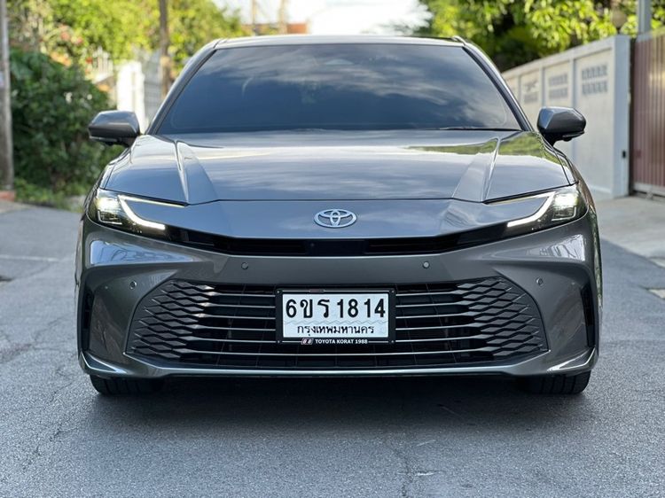 รถ Toyota Camry 2.5 HEV Premium Luxury สี เทา