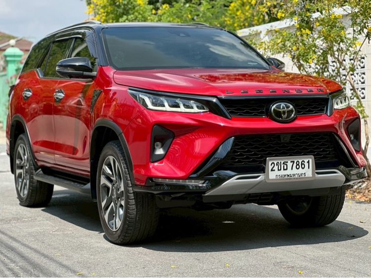 Toyota Fortuner 2021 2.8 Legender 4WD Utility-car ดีเซล ไม่ติดแก๊ส เกียร์อัตโนมัติ แดง รูปที่ 2