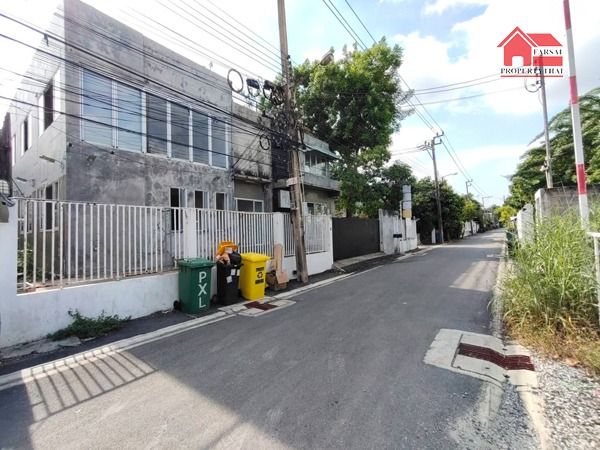 ตกแต่งครบ ขายบ้านเดี่ยว 3ชั้นเนื้อที่ 101วา 8ห้อง 4ห้องน้ำ ถนนสุขุมวิท 101 