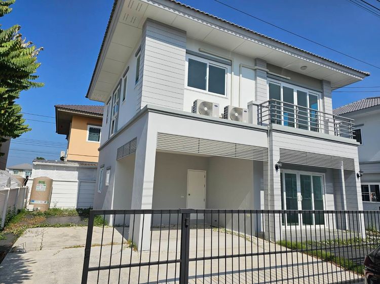 ขายบ้านเดี่ยว 2 ชั้น ม.คุณาลัย พรีม บางบัวทอง ทำเลดี เดินทางสะดวก ใกล้ รร.สารสาสน์วิเทศไทรน้อย  