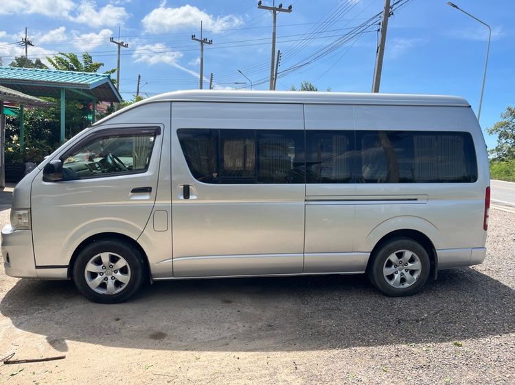 Toyota Commuter 2012 2.5 Van ดีเซล เกียร์ธรรมดา เทา รูปที่ 4