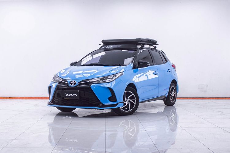 รถ Toyota Yaris 1.2 Sport สี ฟ้า