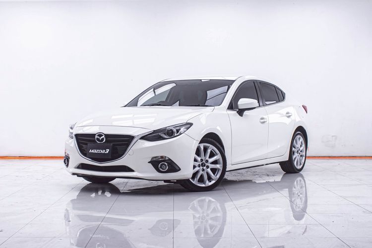 รถ Mazda Mazda3 2.0 S สี ขาว