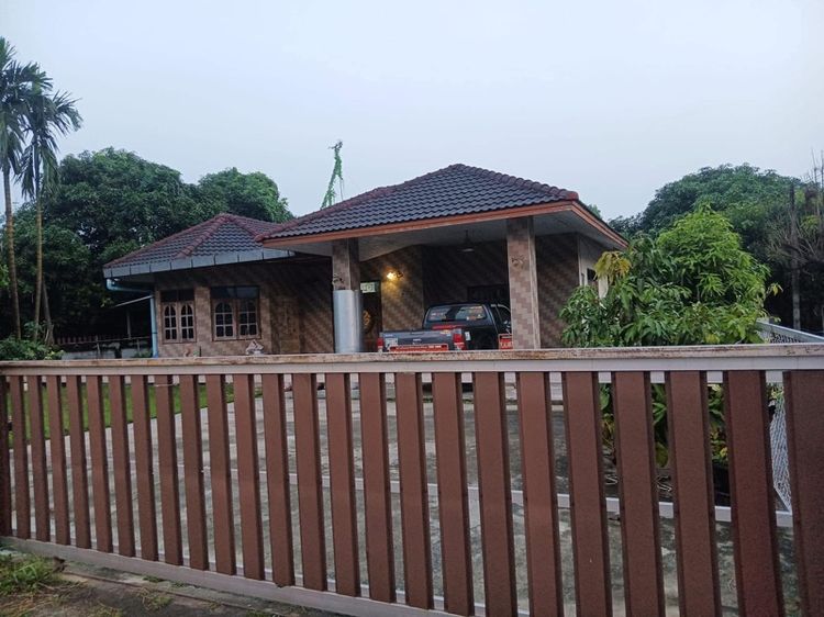 ขายบ้านเดี่ยวชั้นเดียว อำเภอพนัสนิคม จังหวัดชลบุรี