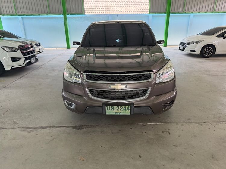 รถ Chevrolet Colorado 2.5 LT สี น้ำตาล