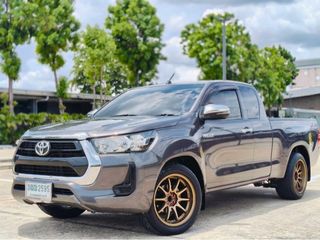 Toyota Hilux Revo Smart Cab Z Edition  entry  2.4 dct ปี 2021 