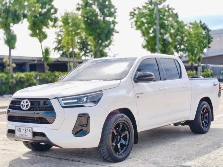 รถ Toyota Hilux Revo 2.4 Z Edition E สี ขาว