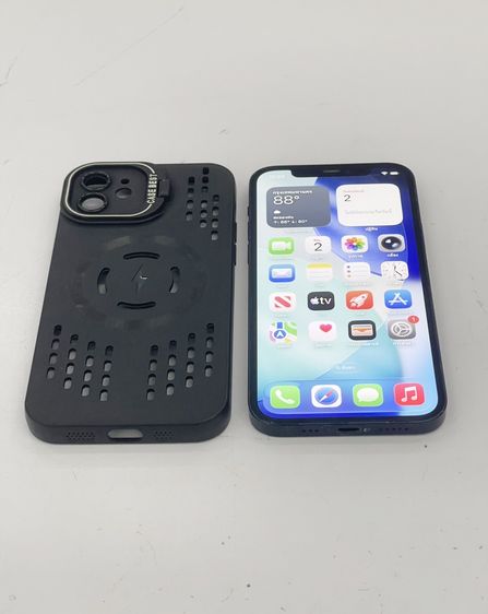 Iphone 12 64 GB แบต 84 สแกนได้ จอสวย ใช้งานได้ดี ราคาถูกใจ
