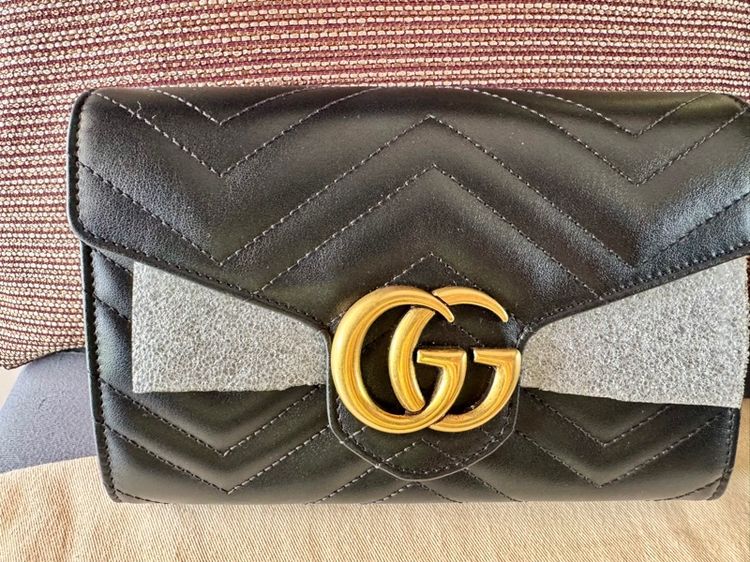 Gucci Mormont wallet on chain  