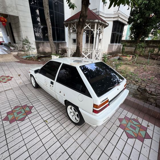 Mitsubishi Champ 1980 รุ่นย่อยอื่นๆ Sedan เบนซิน ไม่ติดแก๊ส เกียร์ธรรมดา ขาว รูปที่ 2