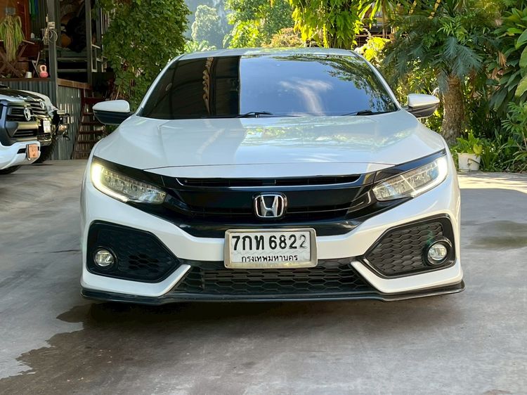 Honda Civic 2017 1.5 Turbo Sedan เบนซิน ไม่ติดแก๊ส เกียร์อัตโนมัติ ขาว รูปที่ 2