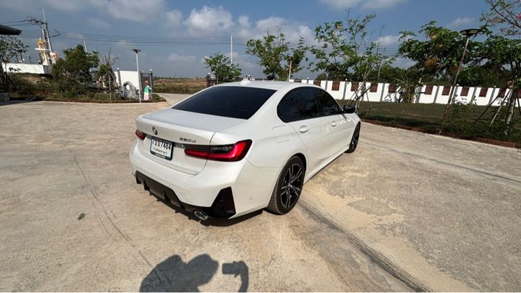 BMW Series 3 2023 320d Sedan ดีเซล ไม่ติดแก๊ส เกียร์อัตโนมัติ ขาว รูปที่ 2