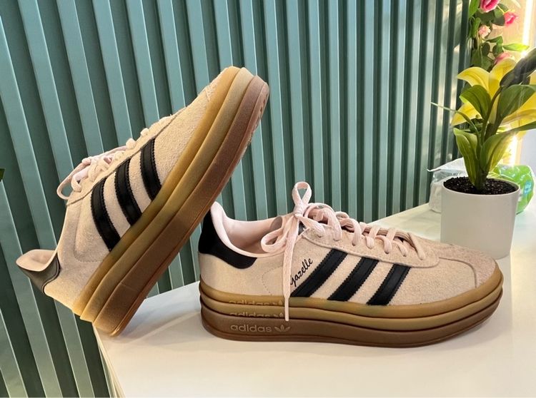 รองเท้าผ้าใบ ชมพู หนังสังเคราะห์ UK 5.5 | EU 38 2/3 | US 7 Adidas gazelle bold w pink