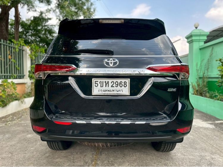 Toyota Fortuner 2018 2.4 V 4WD Utility-car ดีเซล ไม่ติดแก๊ส เกียร์อัตโนมัติ ขาว รูปที่ 3