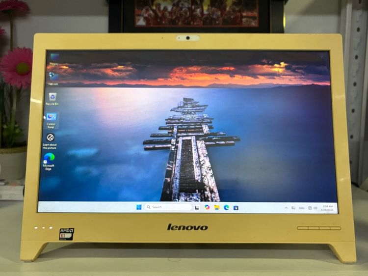 ไม่ใช่ อื่นๆ วินโดว์ 8 กิกะไบต์ Lenovo all in one C255 amd Ram8 HDD500GB 