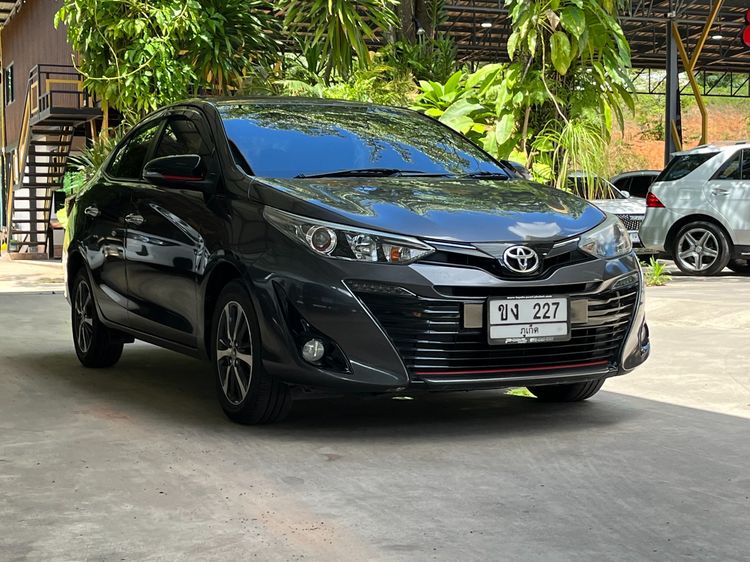 Toyota Yaris ATIV 2019 1.2 S Sedan เบนซิน ไม่ติดแก๊ส เกียร์อัตโนมัติ เทา รูปที่ 3
