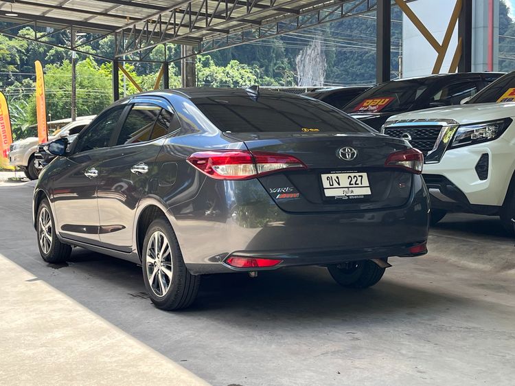 Toyota Yaris ATIV 2019 1.2 S Sedan เบนซิน ไม่ติดแก๊ส เกียร์อัตโนมัติ เทา รูปที่ 4
