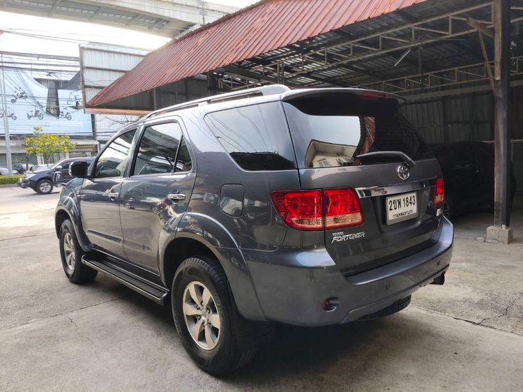 Toyota Fortuner 2006 3.0 V 4WD Utility-car ดีเซล ไม่ติดแก๊ส เกียร์อัตโนมัติ เทา รูปที่ 4