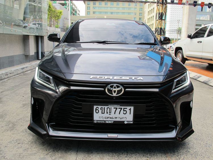 Toyota Yaris ATIV 2025 1.2 Premium Luxury Sedan เบนซิน ไม่ติดแก๊ส เกียร์อัตโนมัติ เทา รูปที่ 3