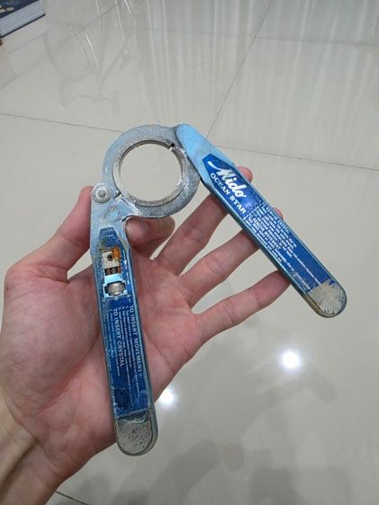 A.อุปกรณ์ เครื่องมือ ยี่ห้อ Mido ทำนาฬิกา ของเก่าเก็บ ขายตามสภาพ พร้อมส่ง