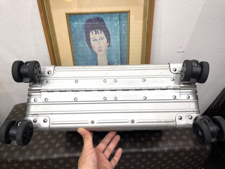 กระเป๋าเดินทาง อลูมิเนียม NEO KEEPR เเข็งแรงมากสภาพดี ถือขึ้นเครื่องได้ รูปที่ 8