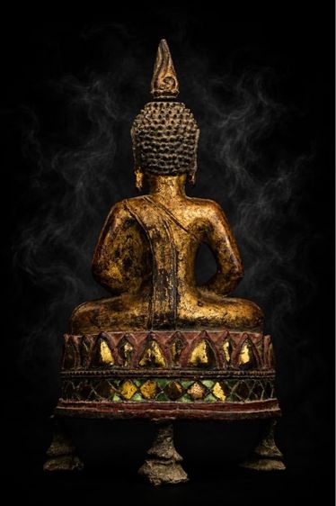 พระพุทธรูปล้านนา สกุลช่างเมืองแพร่ รูปที่ 4