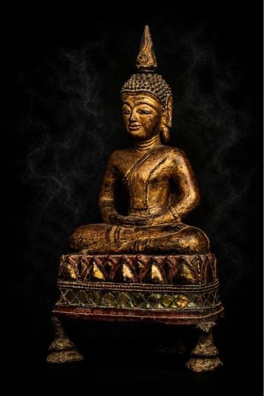 พระพุทธรูปล้านนา สกุลช่างเมืองแพร่ รูปที่ 3