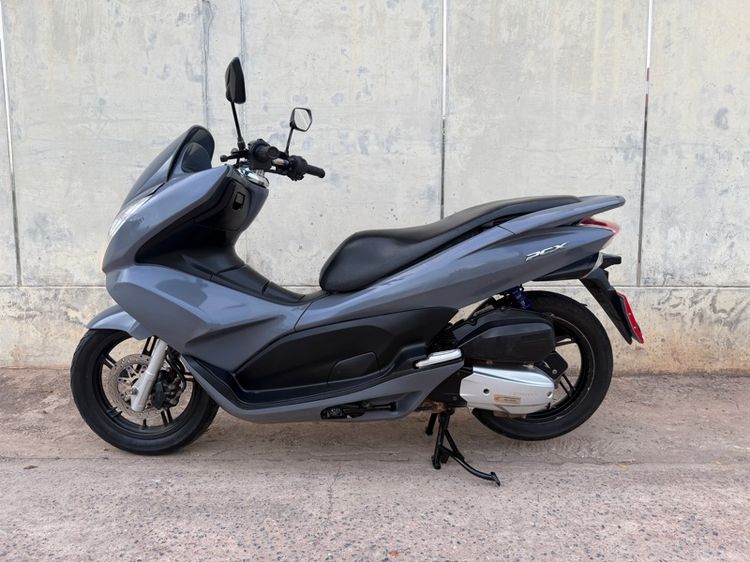 Honda 2012 onda PCX 150 สีเทาแลมโบ สวยๆ รถมีเล่มทะเบียนชุดโอนครบ รถบ้านเครื่องเดิมๆมือเดียวขับนิ่มๆ