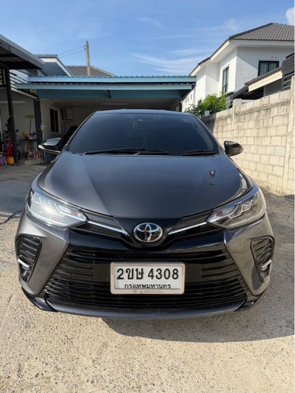 รถ Toyota Yaris ATIV 1.2 Sport Play Limited Edition สี เทา