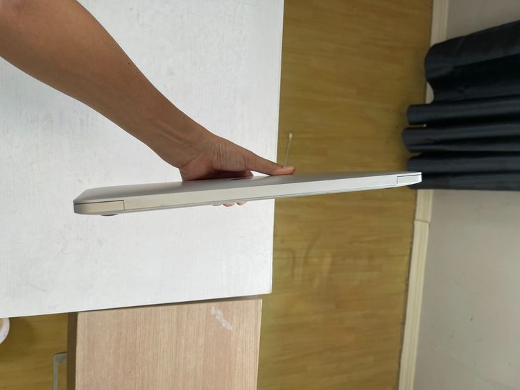 MacBook Air Retina 13” ปี2020  Core i5 Intel Iris Plus Graphic  รูปที่ 7