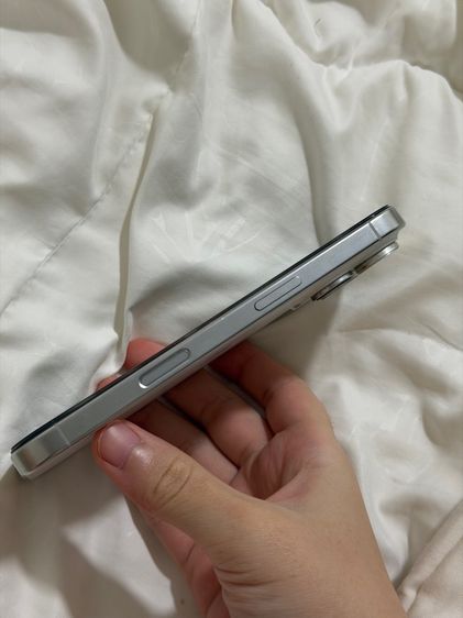 iPhone 16 pro 2ty