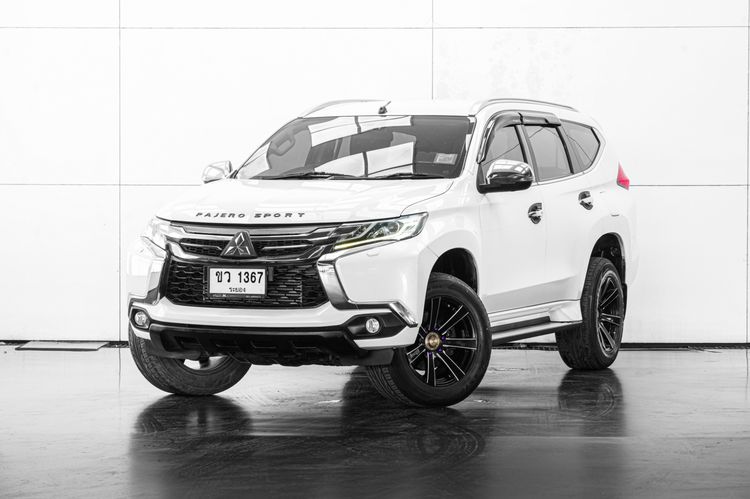 Mitsubishi Pajero Sport 2017 2.4 GT Utility-car ดีเซล ไม่ติดแก๊ส เกียร์อัตโนมัติ ขาว รูปที่ 2