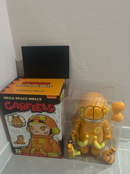 โมเดล Molly POP MART x Garfield ลิขสิทธิ์ Nickelodeon