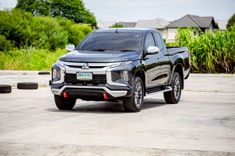 รถ Mitsubishi Triton 2.4 GT Plus สี เทา