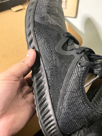 รองเท้าวิ่งของผู้หญิงรุ่น adidas Edge Lux 2 W มือสองสภาพดีครบกล่อง รูปที่ 4